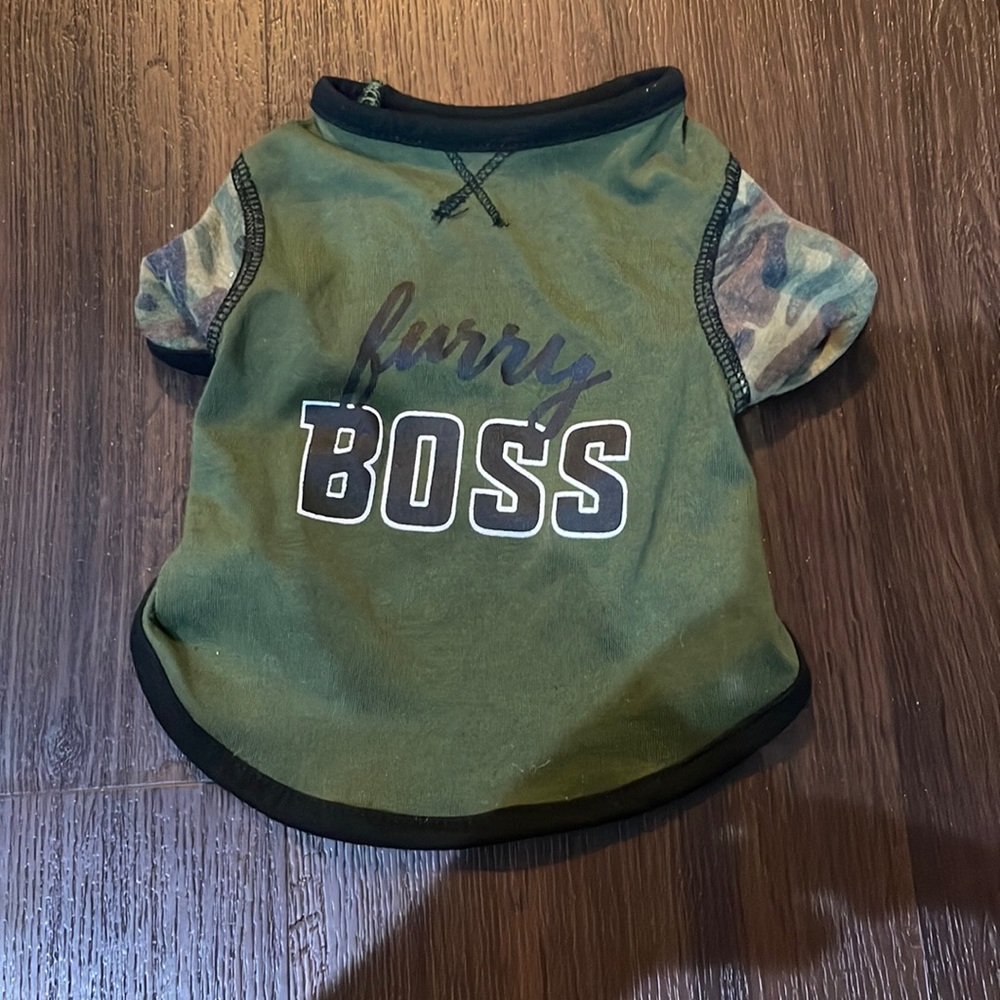 Bond & Co furry boss camo dog shirt xs extra small